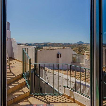 Casa Del Patito With Vista By Duckling Stays Ольвера Экстерьер фото